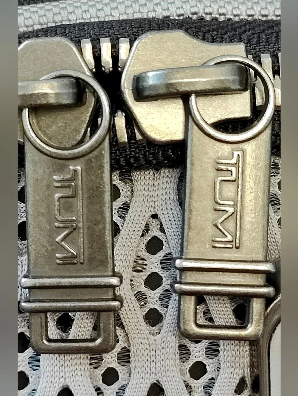 ✨NWT Tumi Alpha Bravo Ordinance Crossbody (Pearl Gray) FREE SHIPPING!!!